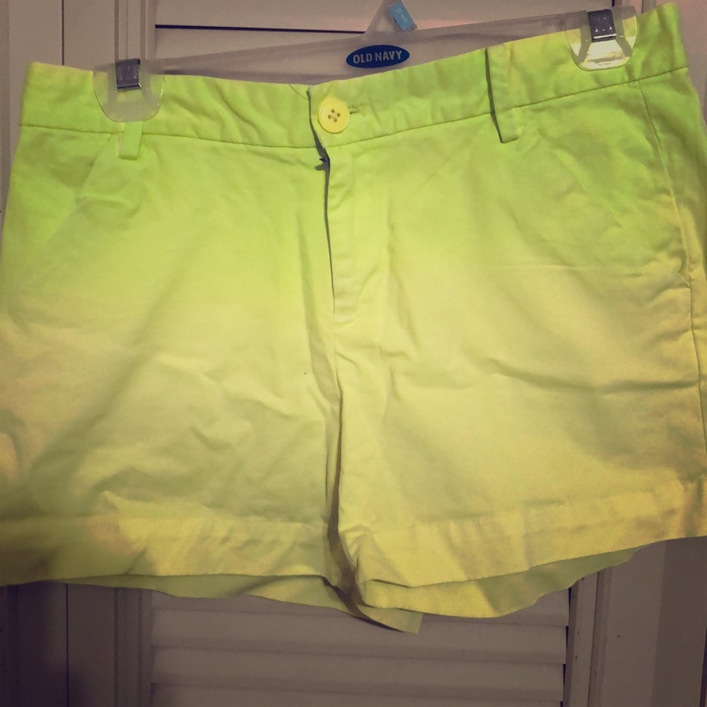GAP shorts